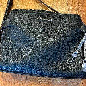 NWT Michael Kors black leather Bristol messenger cross body bag